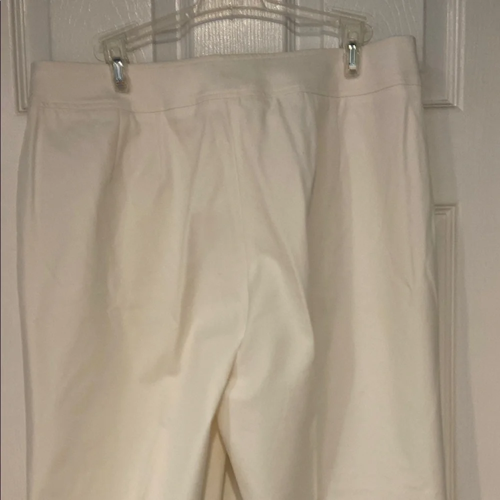 Chico’s Elegant White Women's Pants NWOT Size 2 Chico’s - Picture 3 of 13